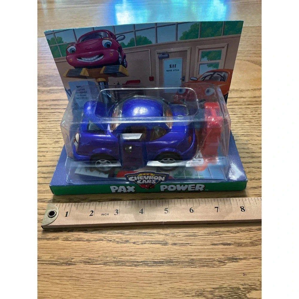 Chevron Cars Pax Power Purple Metallic Toy Car 2001 New in Box Gas Can Accessory